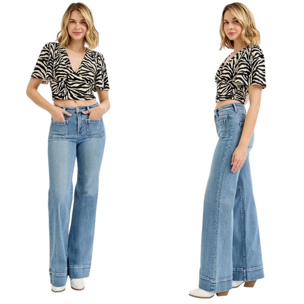 Risen High Rise Light Wash Wide Leg Flare Jeans 70s Premium Denim Size 9/29
